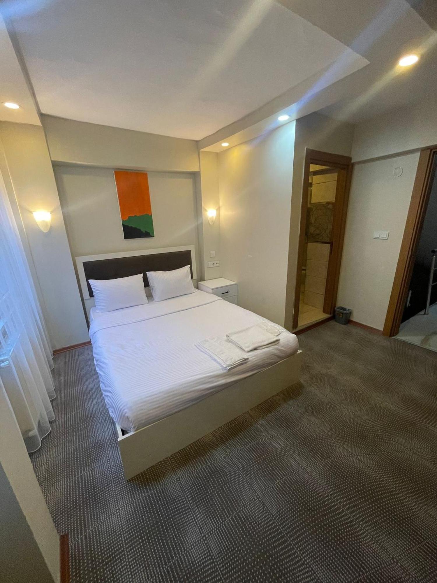 Ufuk Hotel Istambul Exterior foto