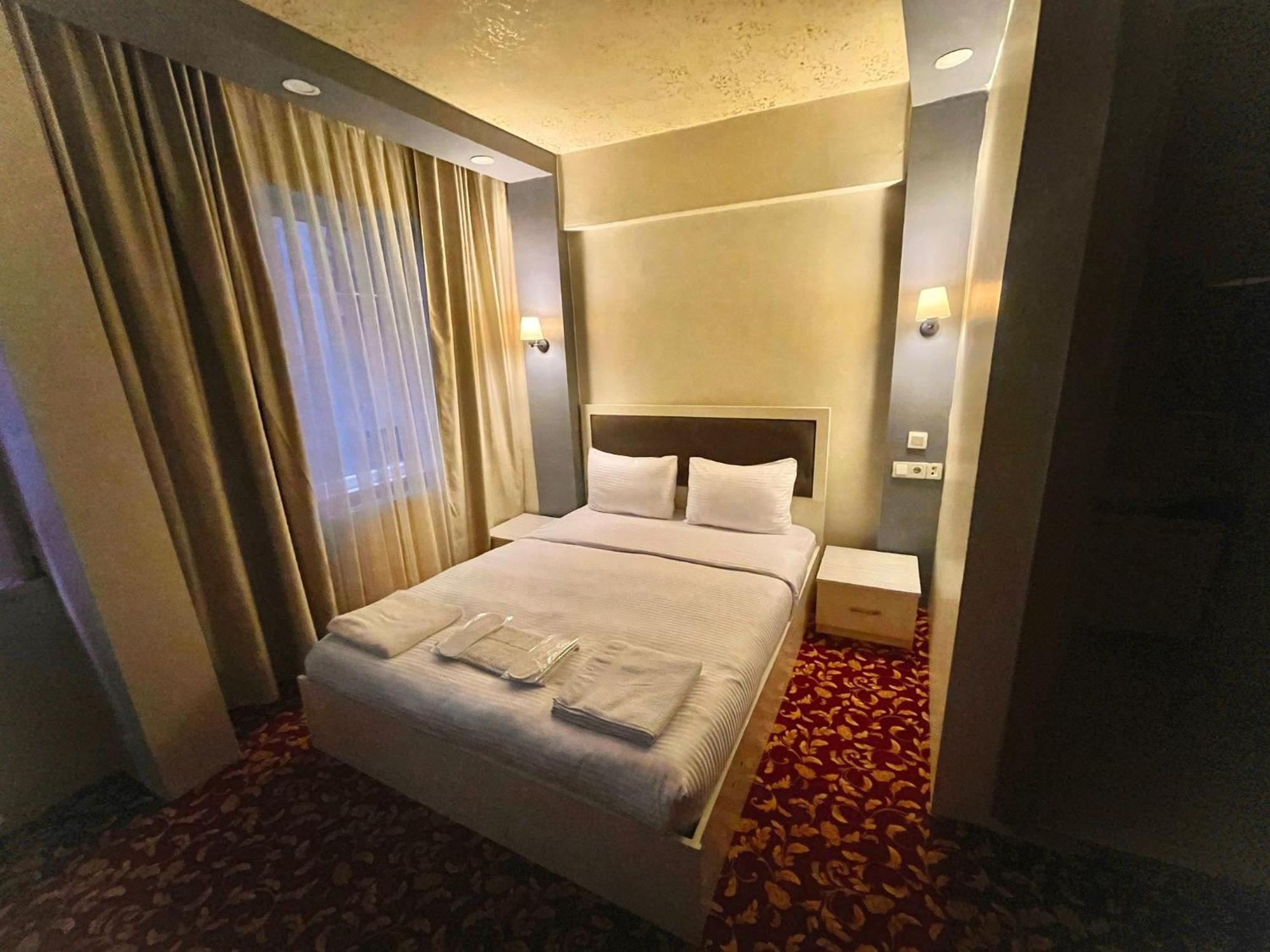 Ufuk Hotel Istambul Exterior foto